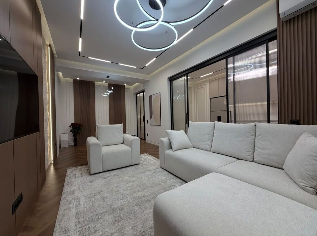 3 комнаты, 122 м², Асанбай мкр Элитка, 9 этаж, Дизайнерский ремонт: фото 1
