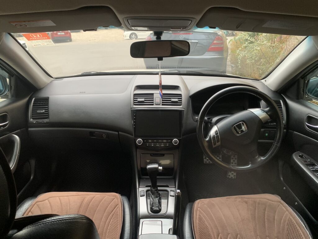 Honda Accord: 2005 г., 2.4 л, Автомат, Бензин, Седан: фото 6