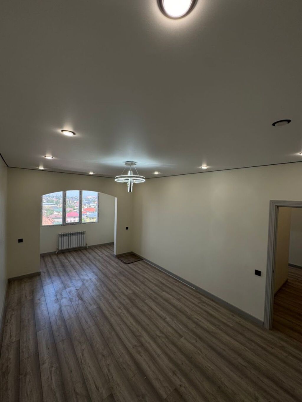3 комнаты, 90 м², Ынтымак ж/м 108 серия, 8 этаж, Евроремонт: фото 1