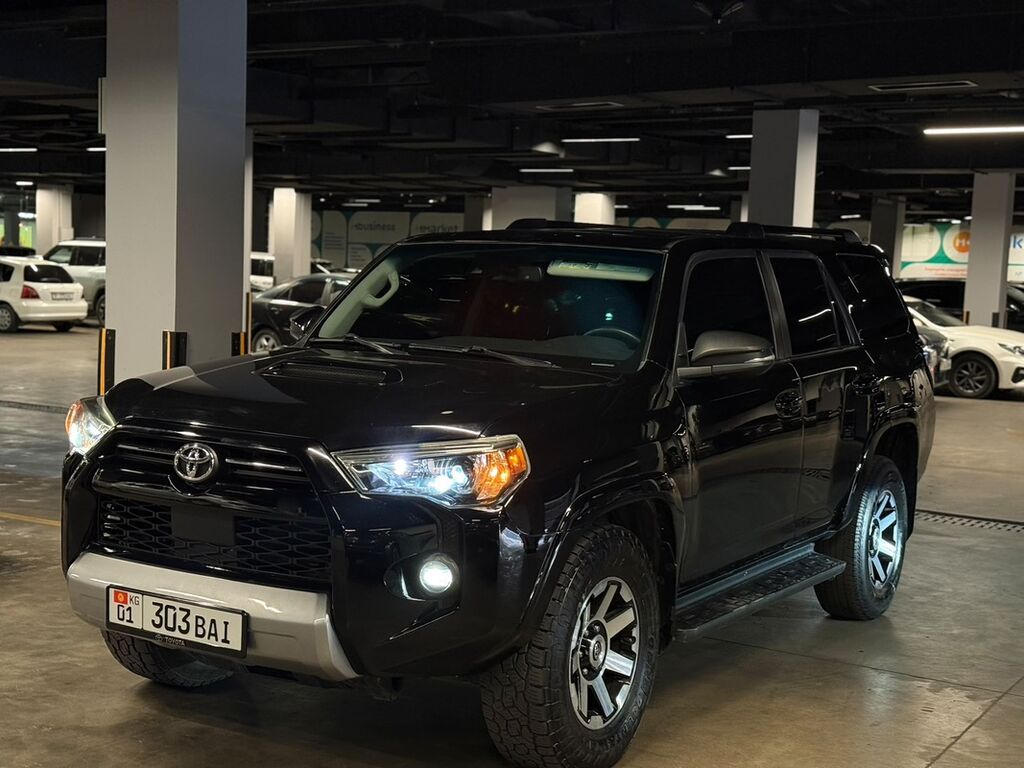 Toyota 4Runner: 2021 г., 4 л, Бензин, Внедорожник: фото 2