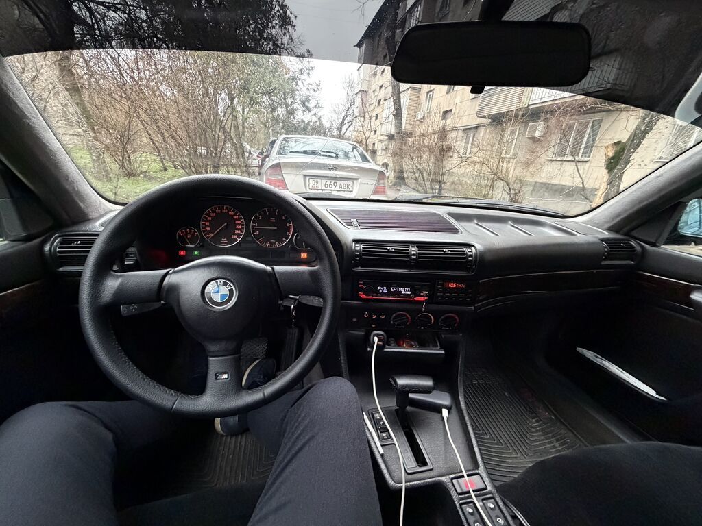 BMW 7 series: 1988 г., 3 л, Автомат, Бензин, Седан: фото 7