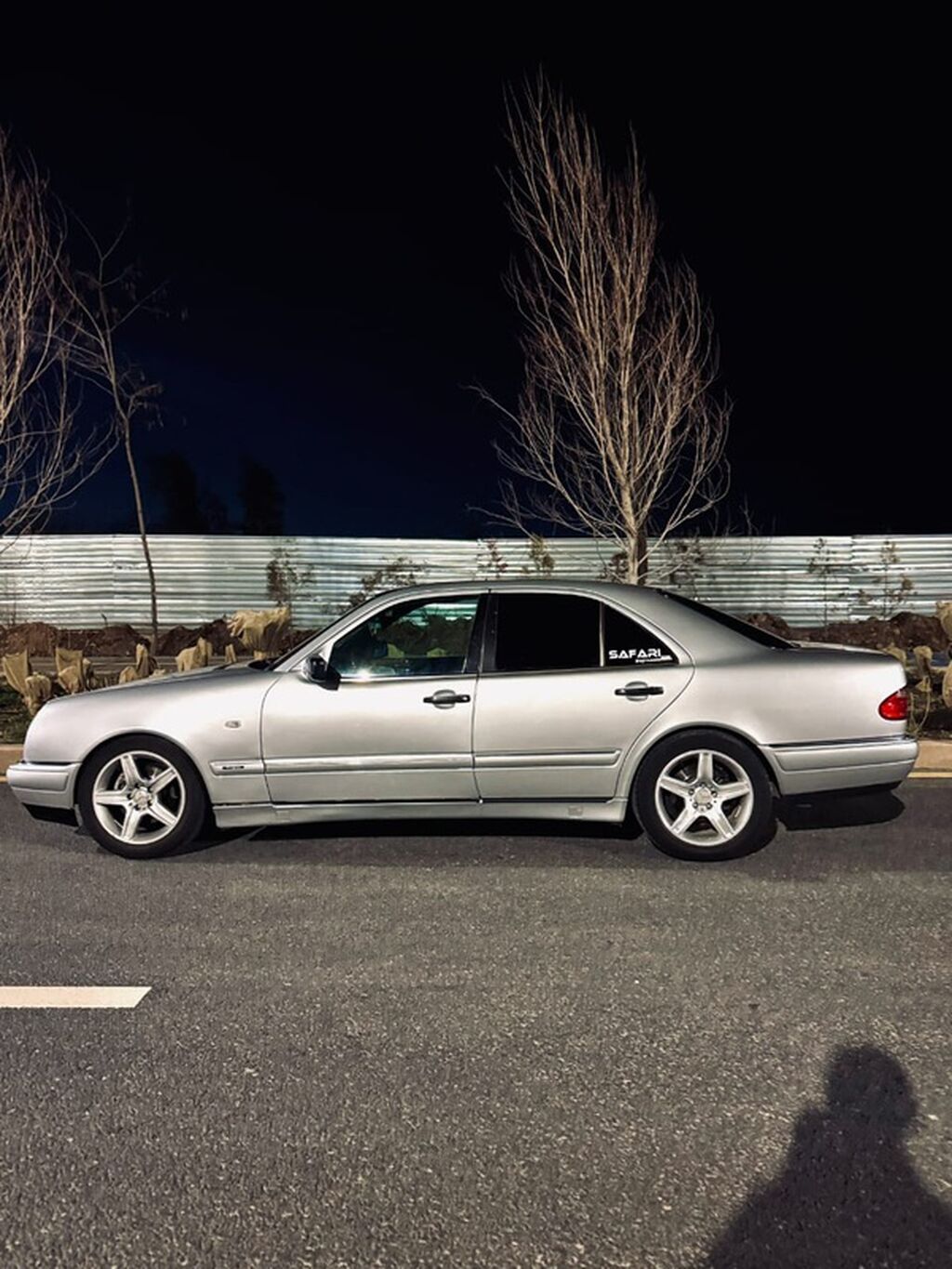 Mercedes-Benz E-Class: 1996 г., 3.2 л, Механика, Бензин, Седан: фото 4