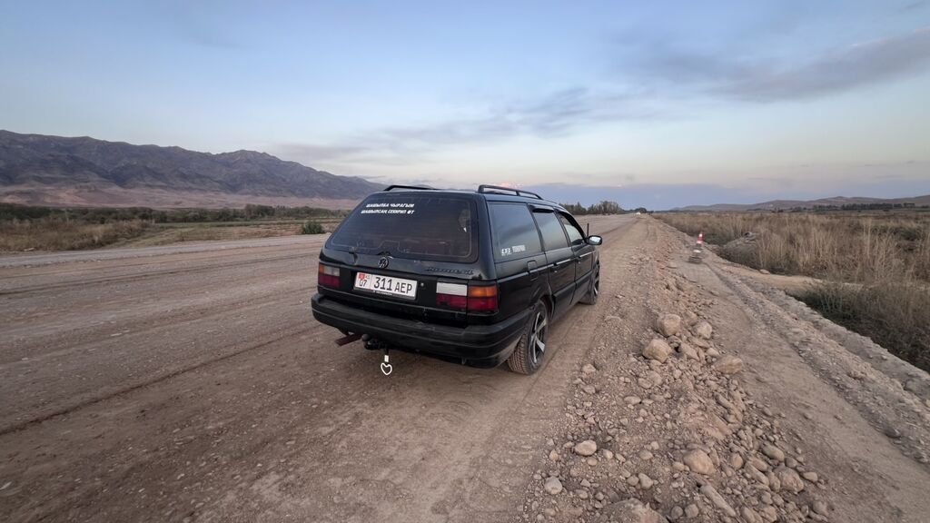 Volkswagen Passat Variant: 1992 г., 1.8 л, Механика, Бензин, Универсал: фото 7