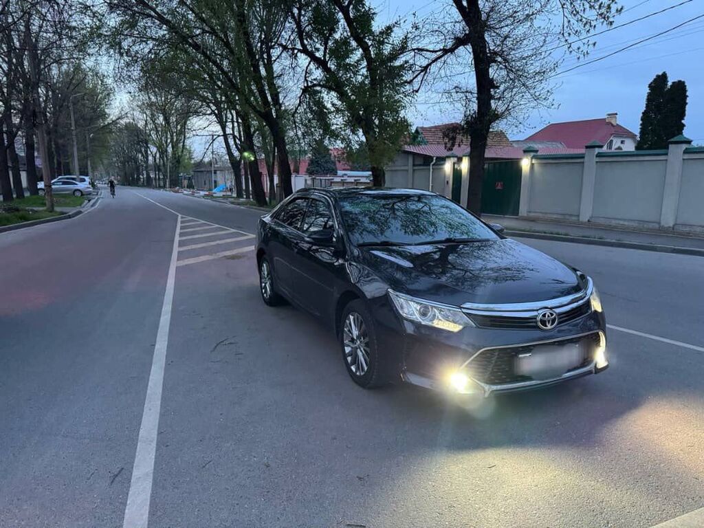 Toyota Camry: 2015 г., 2 л, Автомат, Бензин, Седан: фото 3