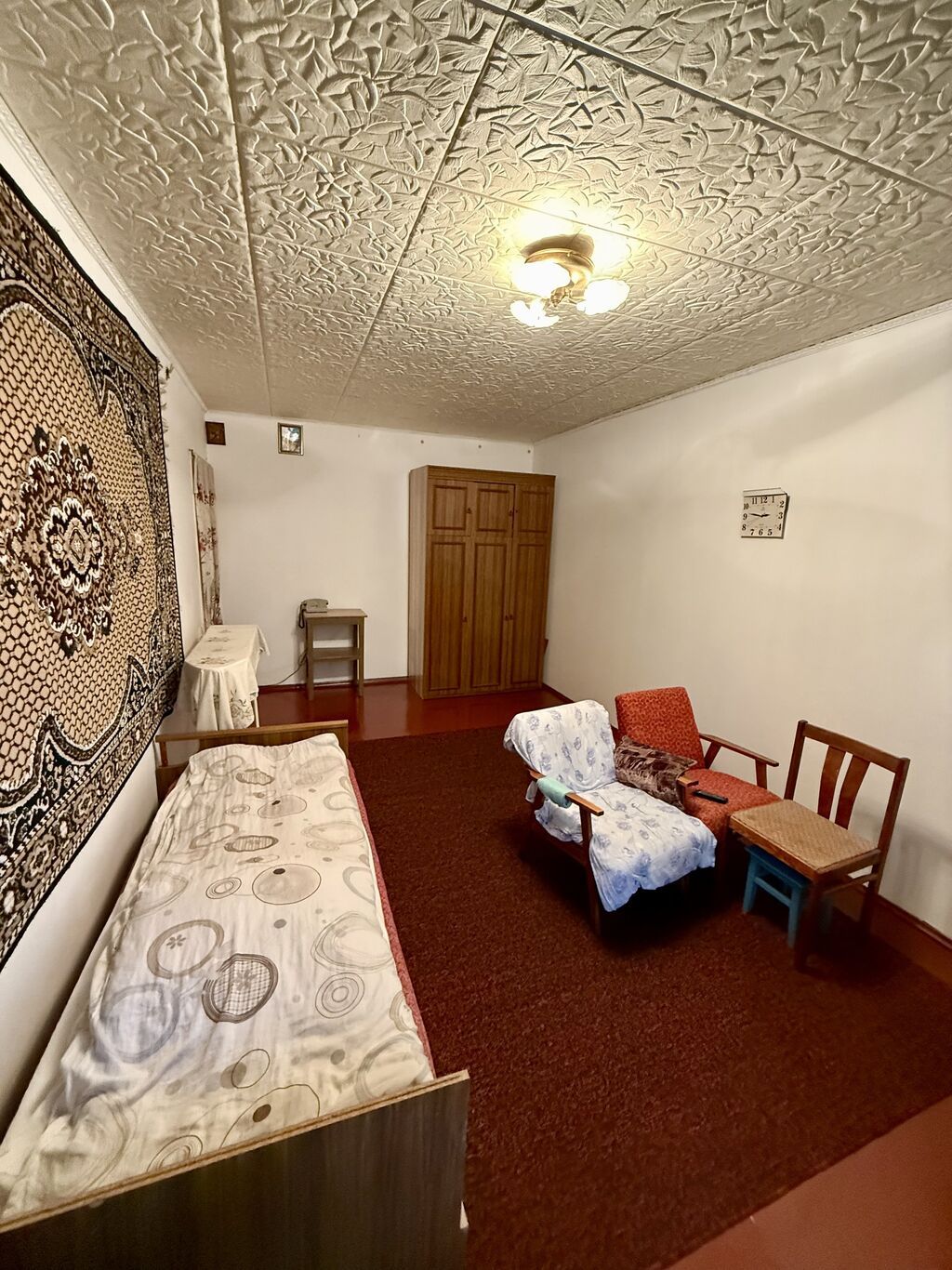 1 комната, 32 м², 10 мкр 104 серия, 1 этаж, Старый ремонт: фото 1