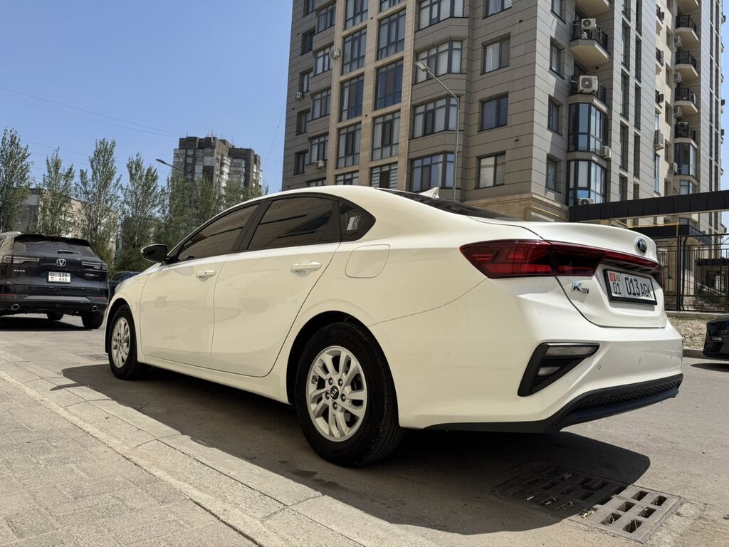 Kia K3: 2021 г., 1.6 л, Вариатор, Бензин, Седан: фото 4