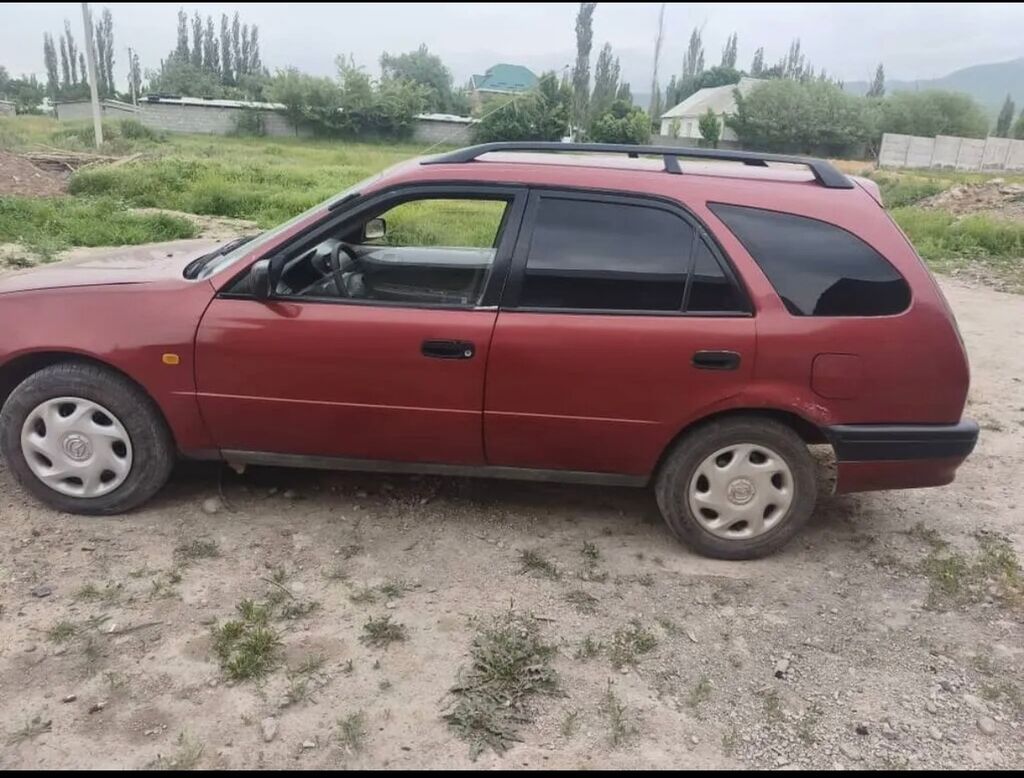 Toyota Corolla: 1997 г., 1.3 л, Механика, Бензин, Универсал — фото 3