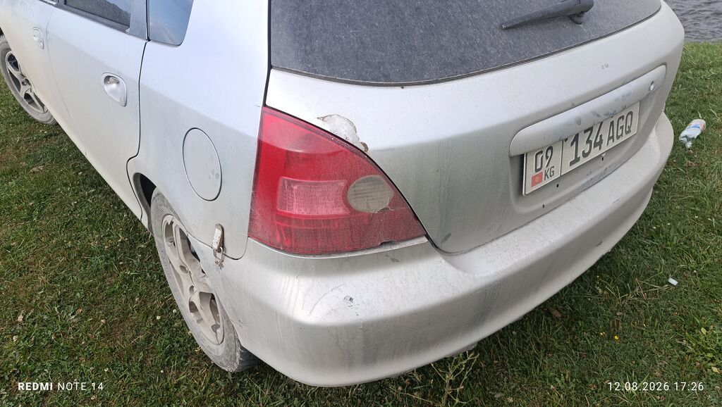 Honda Civic: 2002 г., Автомат, Бензин, Хэтчбэк: фото 5