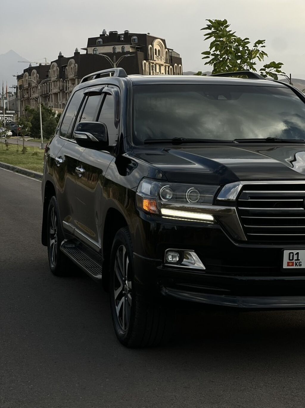 Toyota Land Cruiser: 2017 г., 4.7 л, Автомат, Бензин, Внедорожник: фото 7