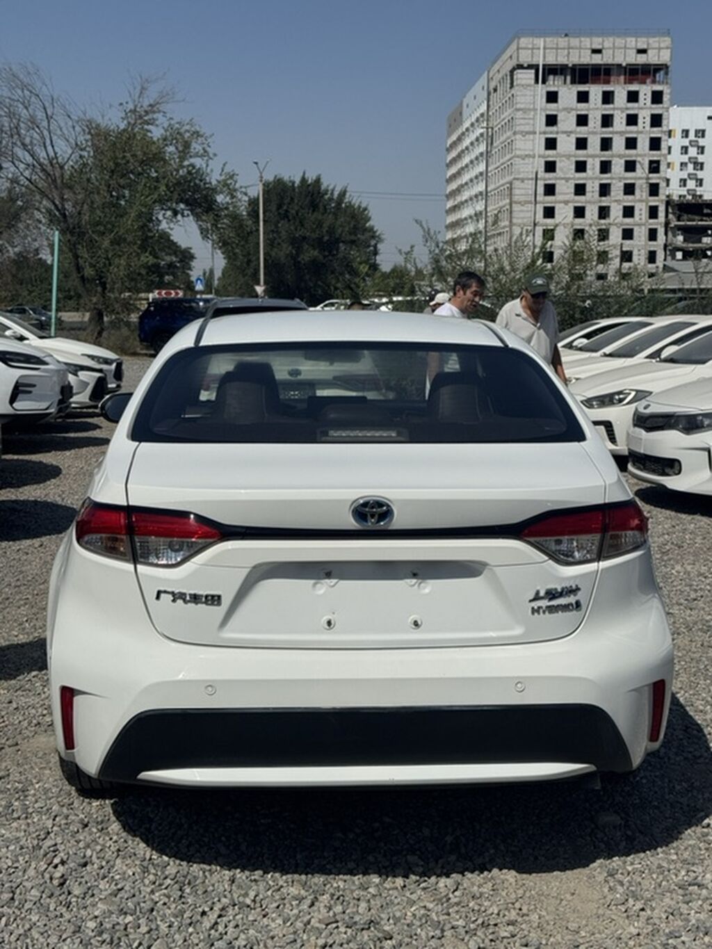Toyota Corolla: 2023 г., 1.8 л, Вариатор, Гибрид, Седан: фото 6