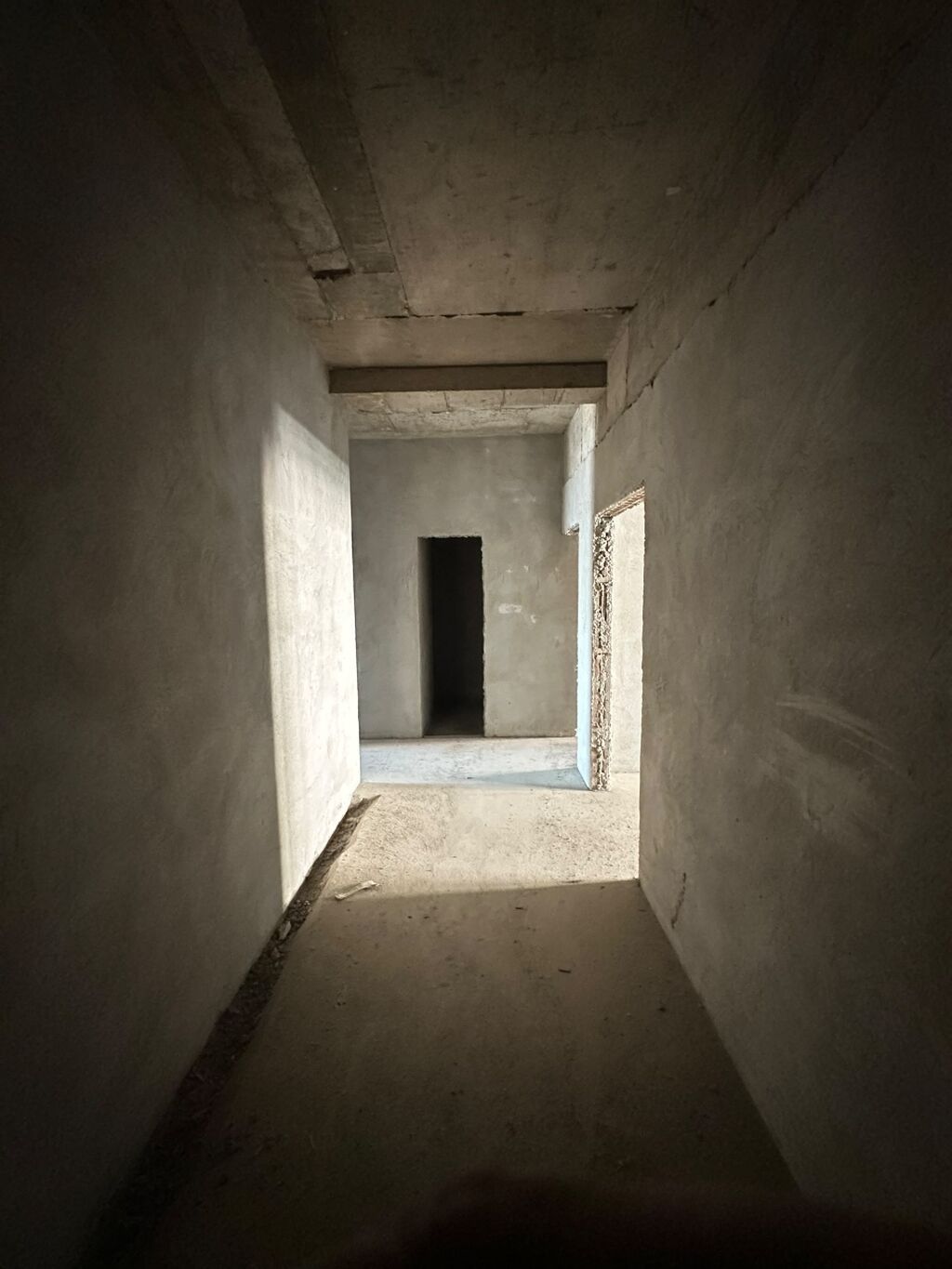 3 комнаты, 90 м², ул. Ахунбаева / Малдыбаева Элитка, 5 этаж, ПСО (под самоотделку): фото 4
