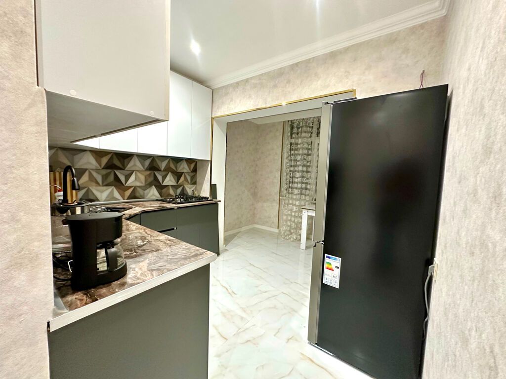Bakı, 3 otaqlı, Köhnə tikili, 69 kv. m
