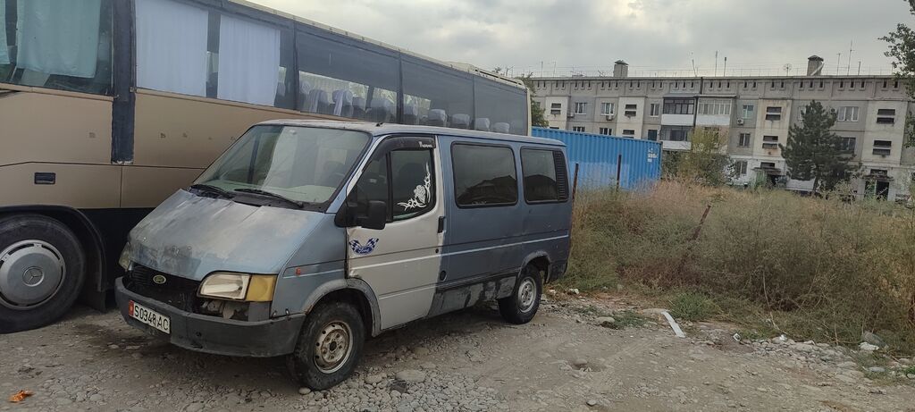 Ford Transit: 1990 г., 2.5 л, Механика, Дизель, Фургон: фото 1