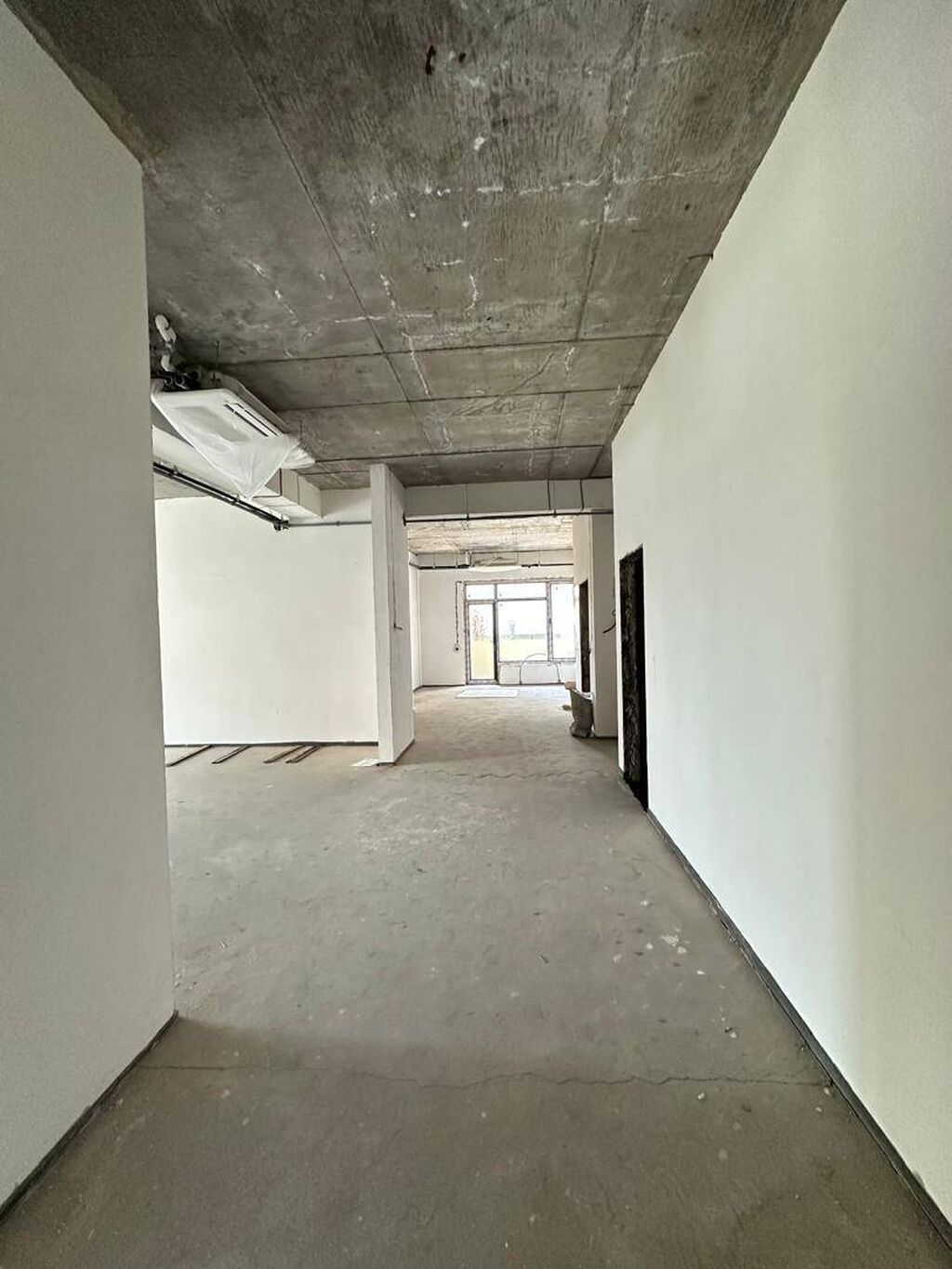 4 комнаты, 205 м², АУЦА Элитка, 1 этаж, ПСО (под самоотделку): фото 8