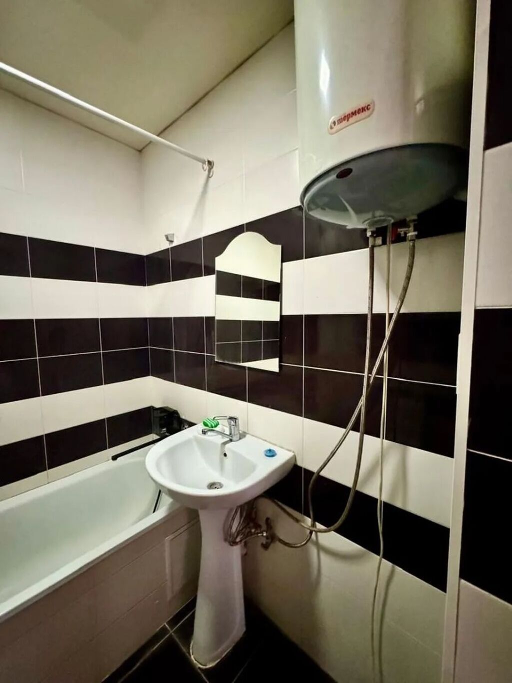 СРОЧНО ПРОДАЁТСЯ СВЕТЛАЯ КВАРТИРА-СТУДИЯ! 30 м² | Элитка | 8/8: фото 3