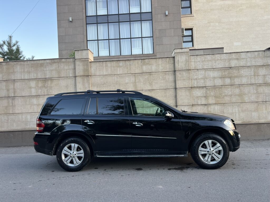 Mercedes-Benz GL-Class: 2008 г., 4.7 л, Автомат, Бензин, Внедорожник: фото 4