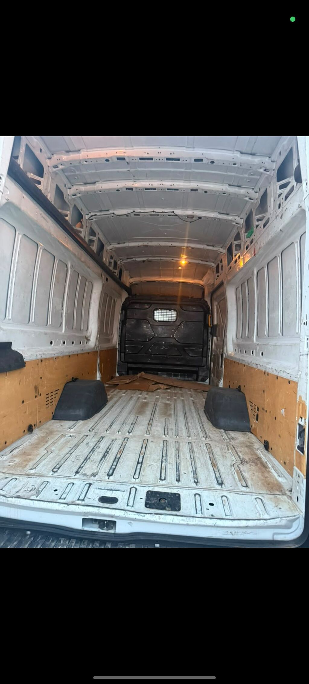 Ford Transit: 2017 г., 2.2 л, Механика, Дизель, Фургон — фото 4