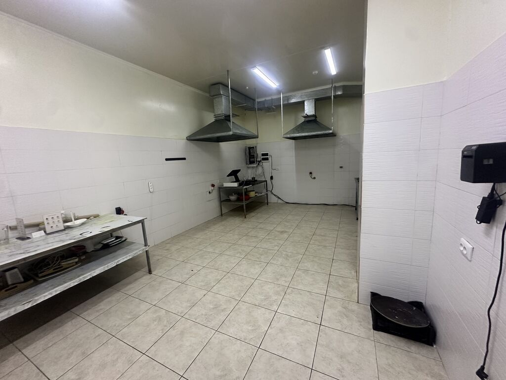 Коммерческое помещение 100м2 под кафе, суши-бар или другой формат
