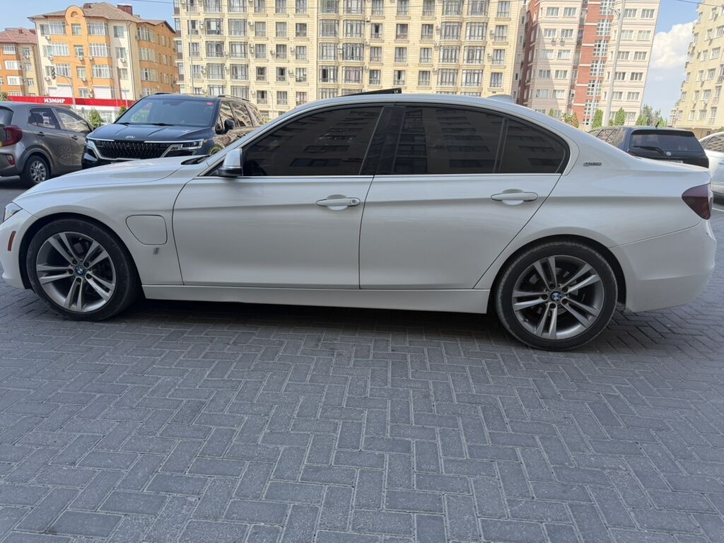 BMW 3 series: 2017 г., 2 л, Автомат, Гибрид, Седан: фото 5