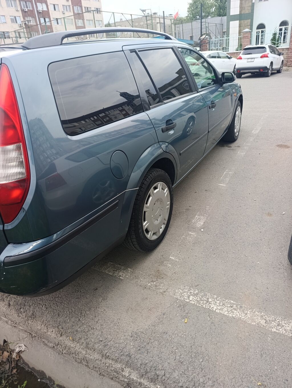 Ford Mondeo: 2000 г., 2 л, Механика, Дизель, Универсал: фото 4