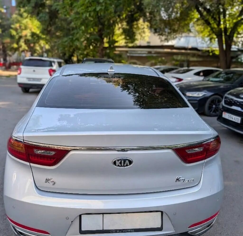 Kia K7: 2016 г., 3 л, Автомат, Газ, Седан: фото 2