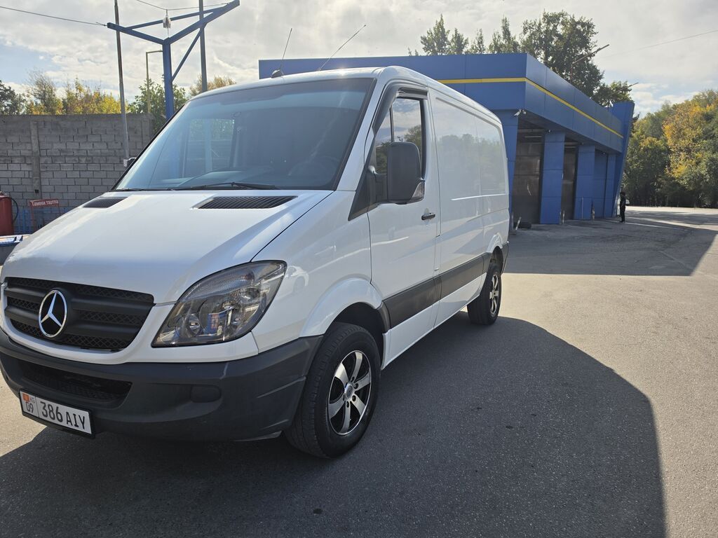 Mercedes-Benz Спринтер: 2008 г., 2.2 л, Механика, Дизель, Фургон: фото 6