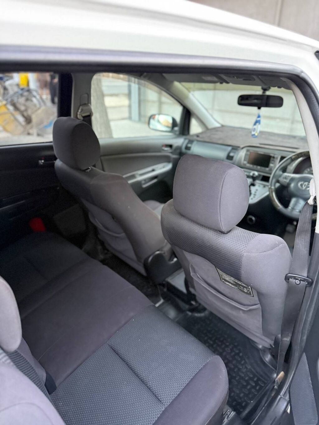 Toyota WISH: 2003 г., 1.8 л, Автомат, Бензин, Минивэн: фото 6