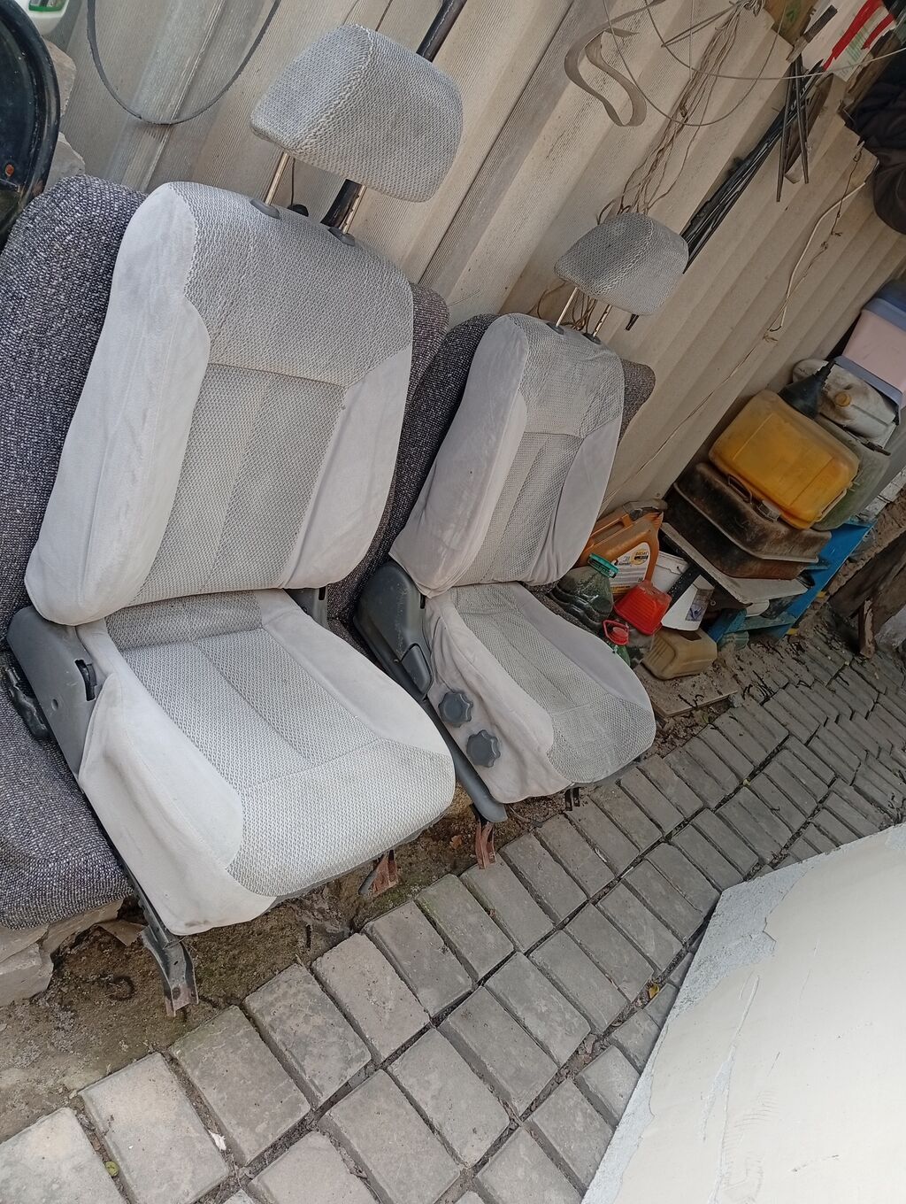Пара передних автомобильных сидений Мазда 323F В комплекте: 2 кресла: фото 2
