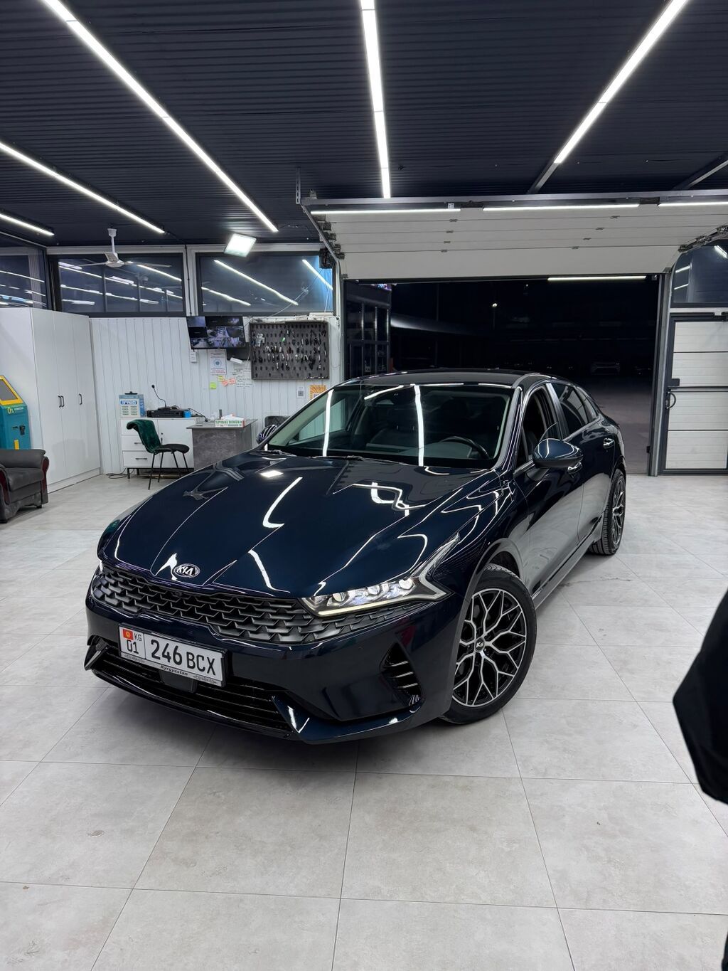 Kia K5: 2020 г., 2 л, Автомат, Гибрид, Седан: фото 1