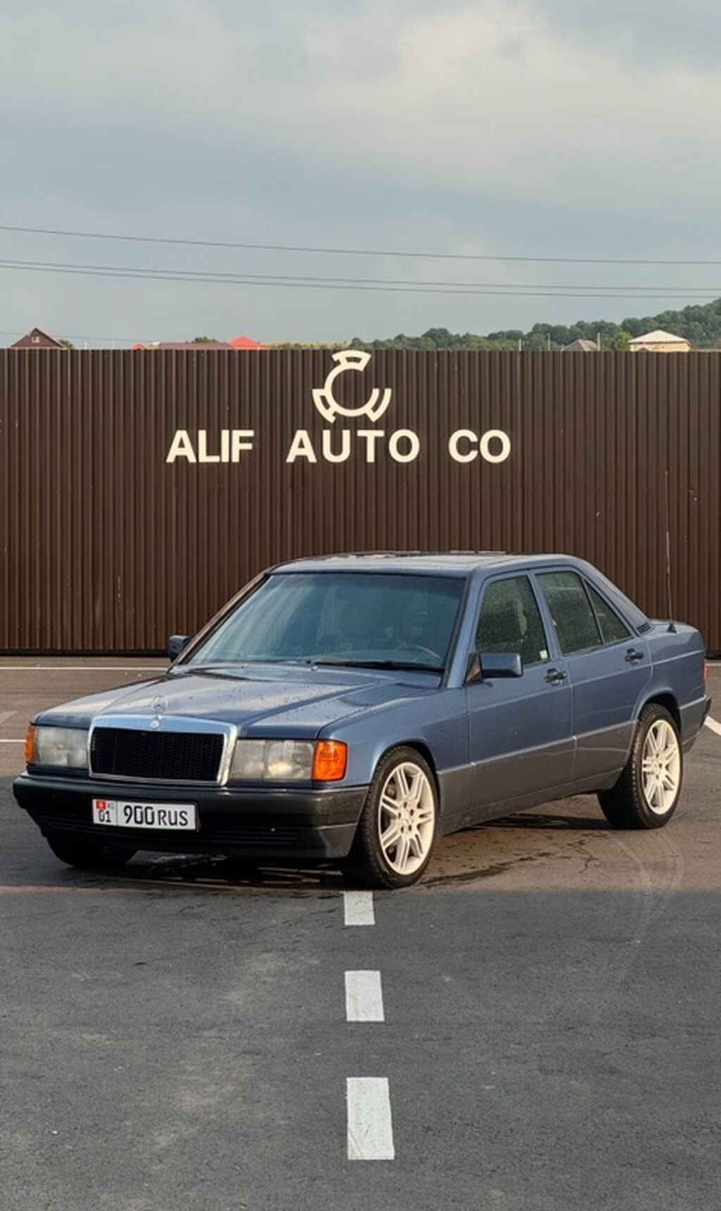 Mercedes-Benz 190: 1990 г., 4.3 л, Автомат, Бензин, Седан: фото 1