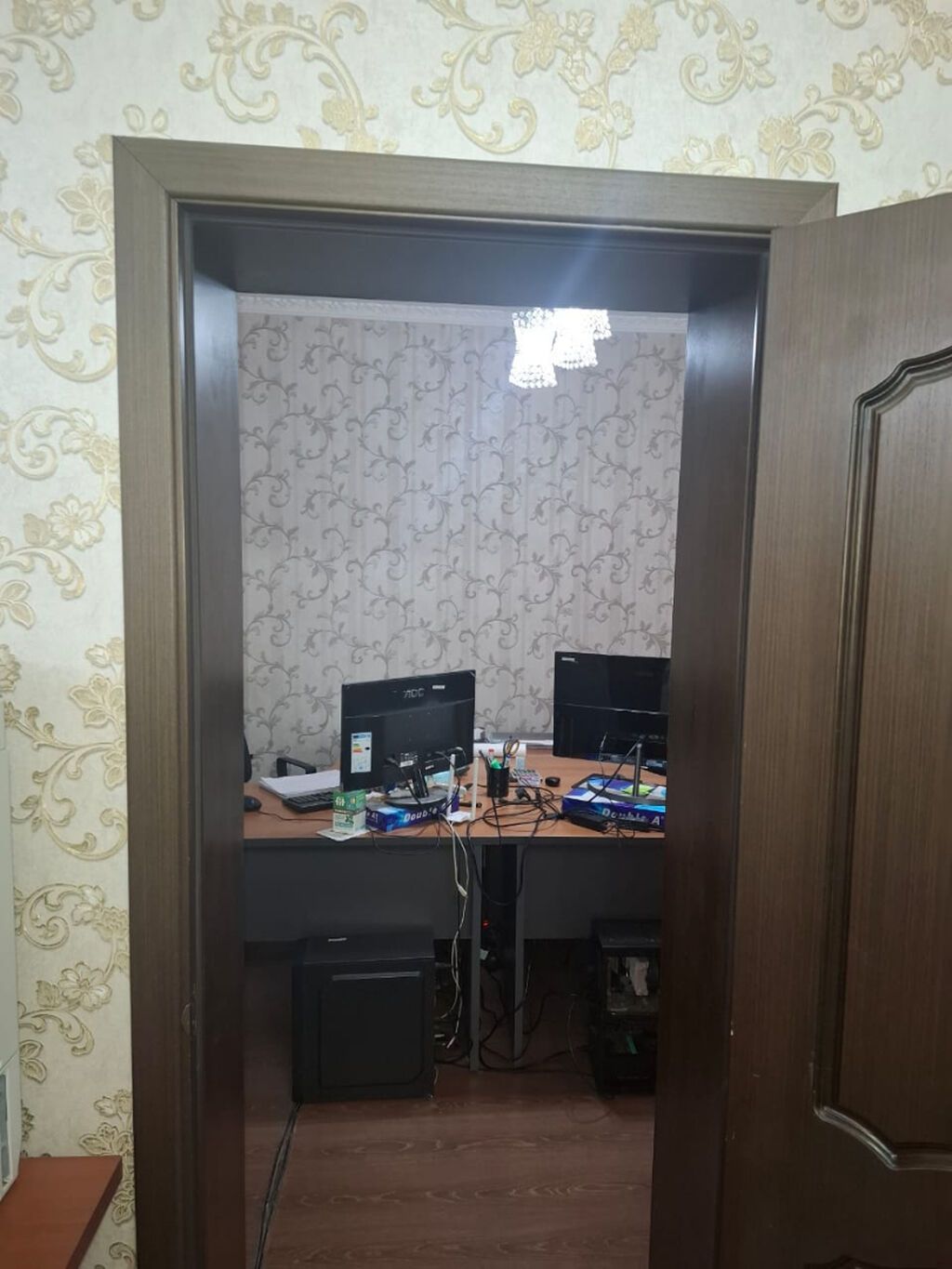 Сдается 4х ком кв под офис площадь:100 кв м2 Токтогула/Турусбекова: фото 4