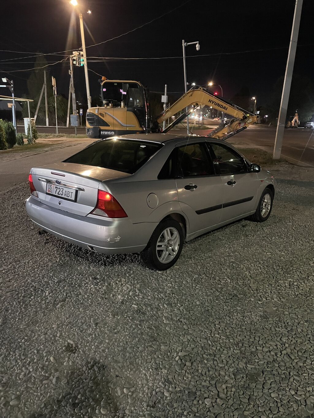Ford Focus: 2001 г., 1.6 л, Автомат, Бензин, Седан: фото 4