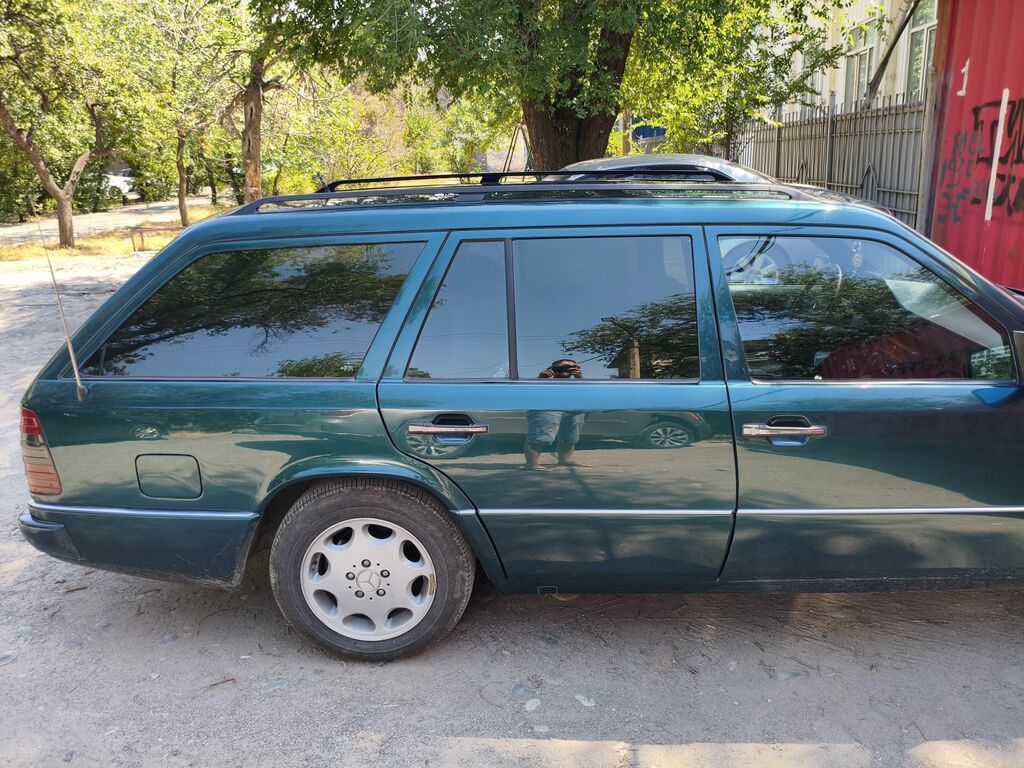 Mercedes-Benz W124: 1996 г., 2.2 л, Автомат, Бензин, Универсал: фото 4
