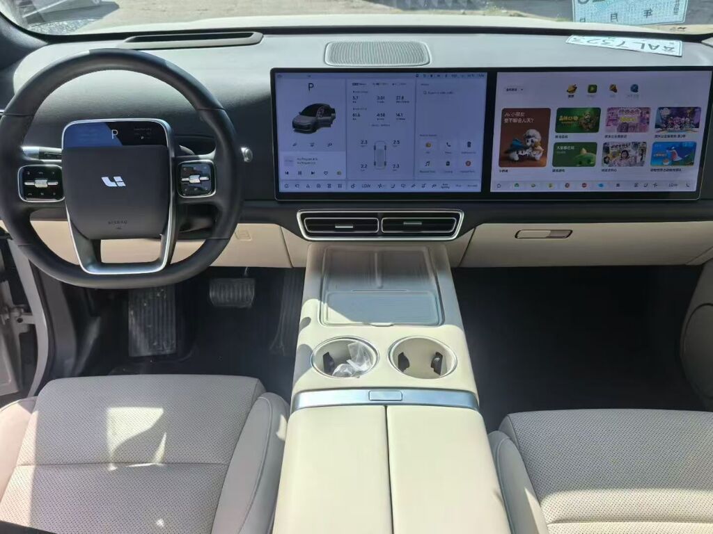 Lixiang L6: 2024 г., 1.5 л, Автомат, Гибрид, Кроссовер: фото 5