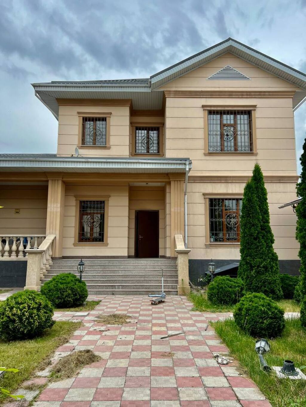 СДАЮ БОЛЬШОЙ, КРАСИВЫЙ, КОМФОРТНЫЙ ДОМ! Дом: 2500 USD ▷ Долгосрочная аренда  домов | Бишкек | 37057986 ᐈ lalafo.kg