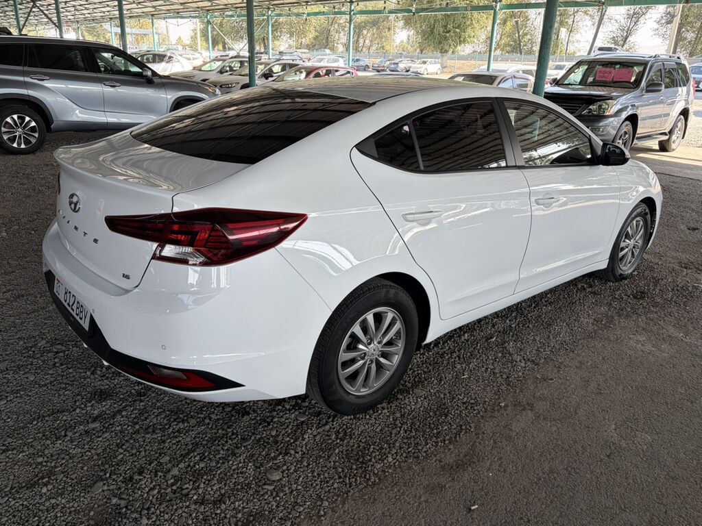 Hyundai Avante: 2019 г., 1.6 л, Вариатор, Бензин, Седан: фото 5