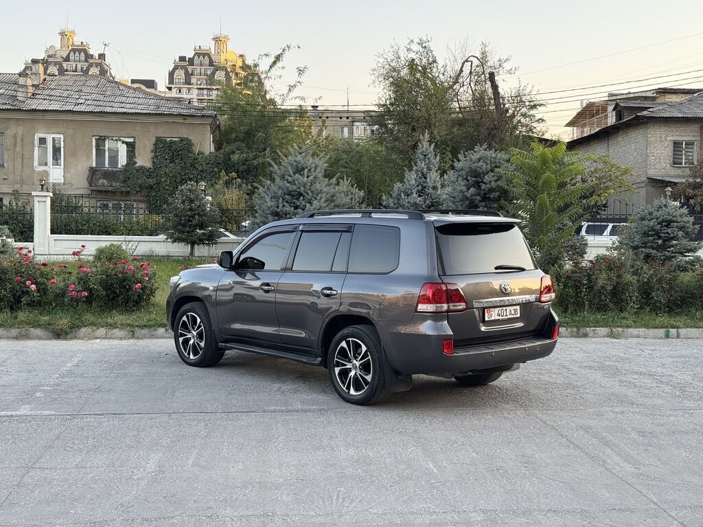 Toyota Land Cruiser: 2008 г., 4.5 л, Автомат, Дизель, Внедорожник: фото 5