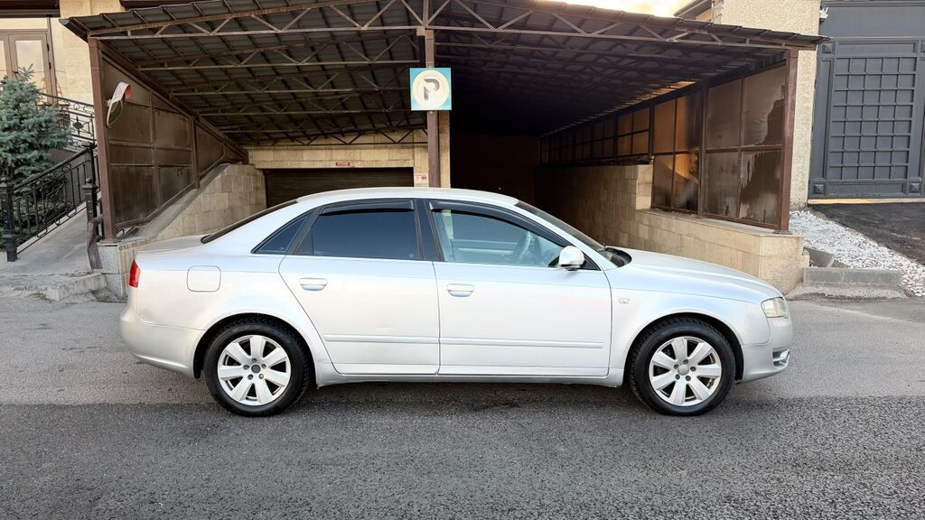 Audi A4: 2004 г., 2 л, Вариатор, Бензин, Седан: фото 2