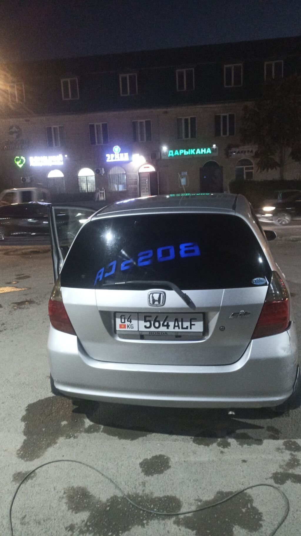 Honda Fit: 2002 г., 1.3 л, Вариатор, Бензин, Хэтчбэк: фото 3