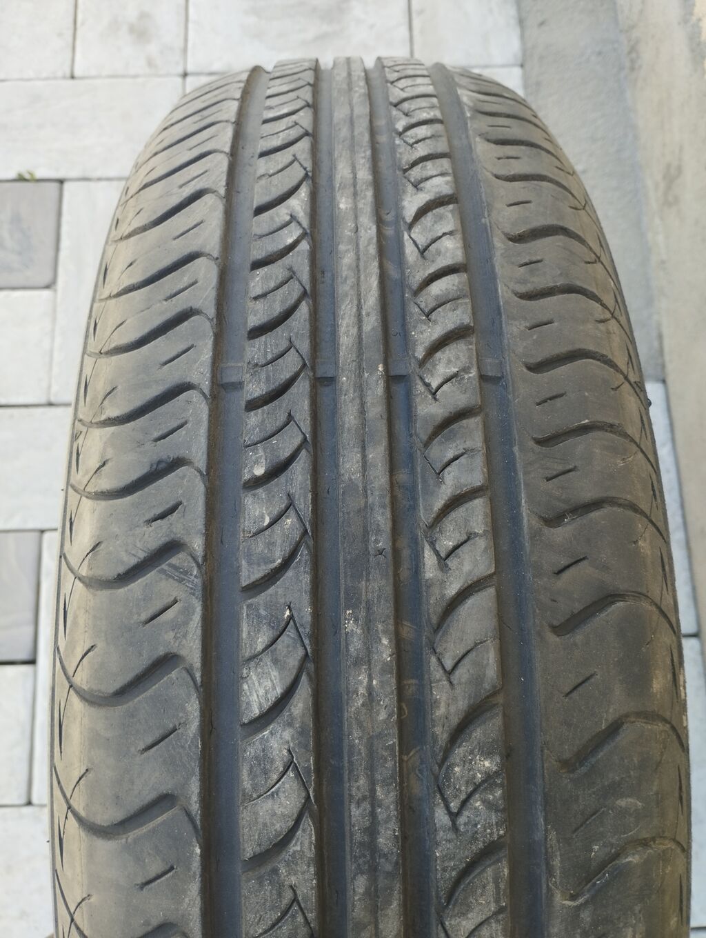 Летняя шина Roadstone Classe Premiere CP661. - Размер: 225/70 R16 98H — фото 2