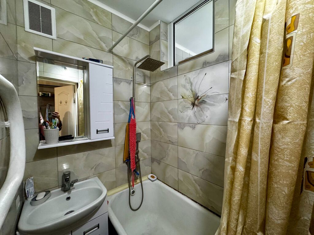 3 комнаты, 66 м², 5 мкр Индивидуалка, 5 этаж, Свежий ремонт: фото 7