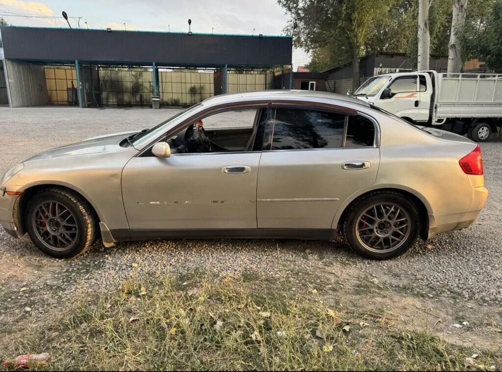 Nissan Skyline: 2001 г., 2.5 л, Автомат, Бензин, Седан: фото 4