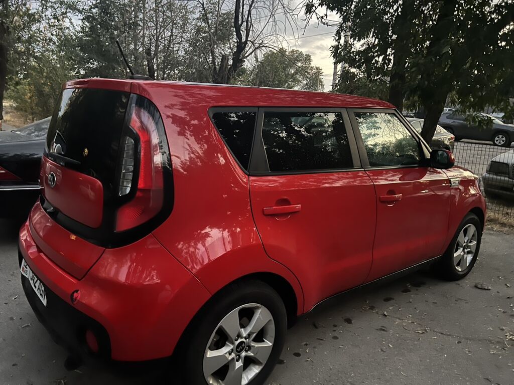 Kia Soul: 2018 г., 1.6 л, Автомат, Бензин, Кроссовер: фото 4