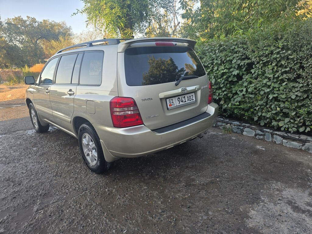 Toyota Highlander: 2002 г., 3.3 л, Автомат, Бензин, Кроссовер: фото 2