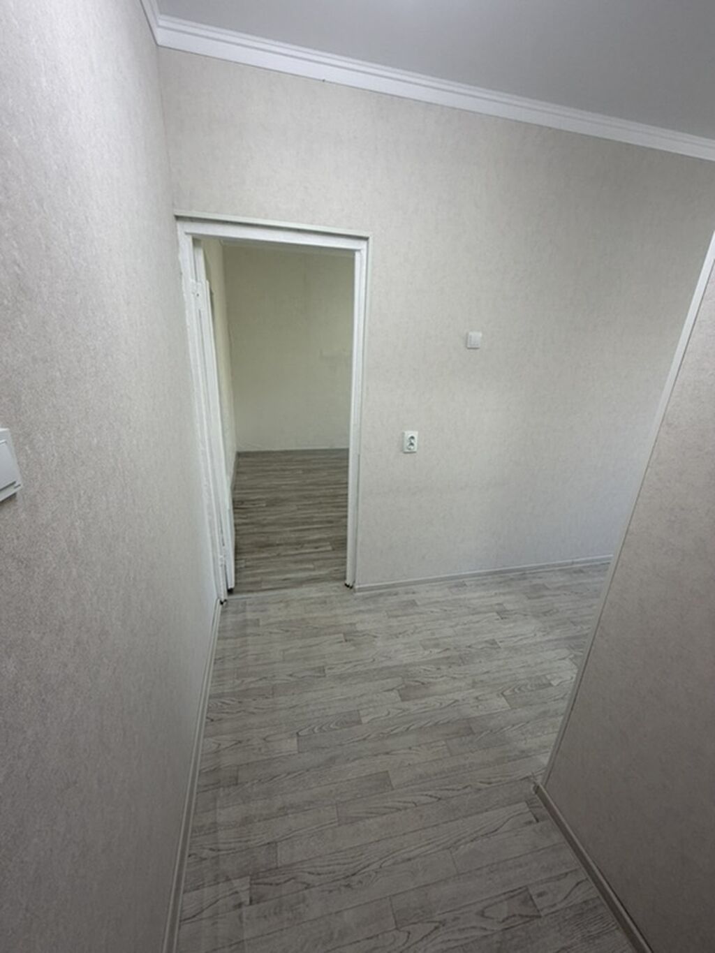 Продаю однокомнатную квартиру в Токмоке 3мкр дом 15 этаж 3 44кв метр: фото 6
