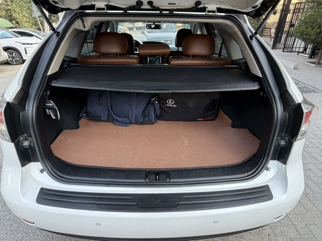 Lexus RX 350, 2013 г., 3.5 л, автомат, бензин: фото 8