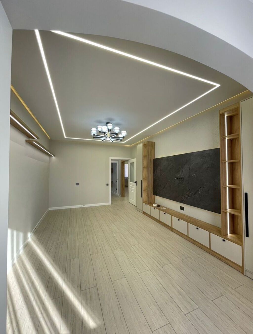 3 комнаты, 82 м², 106 серия улучшенная, 2 этаж, Дизайнерский ремонт — фото 8