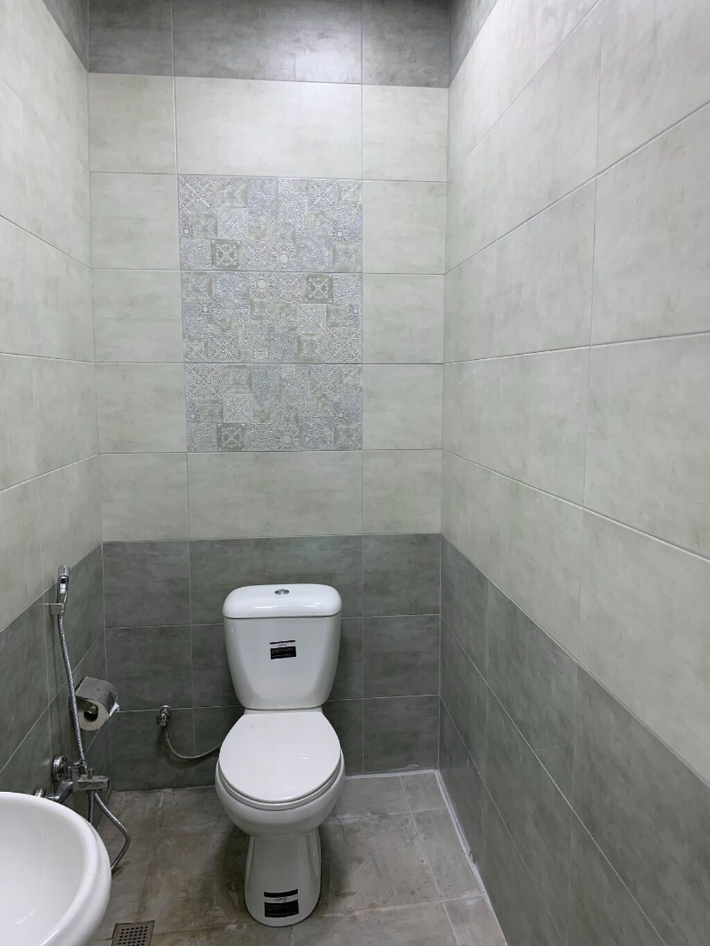 Xırdalan şəhəri, AAAF Park yaşayış kompleksi, 25-ci küçə, 5-ci bina