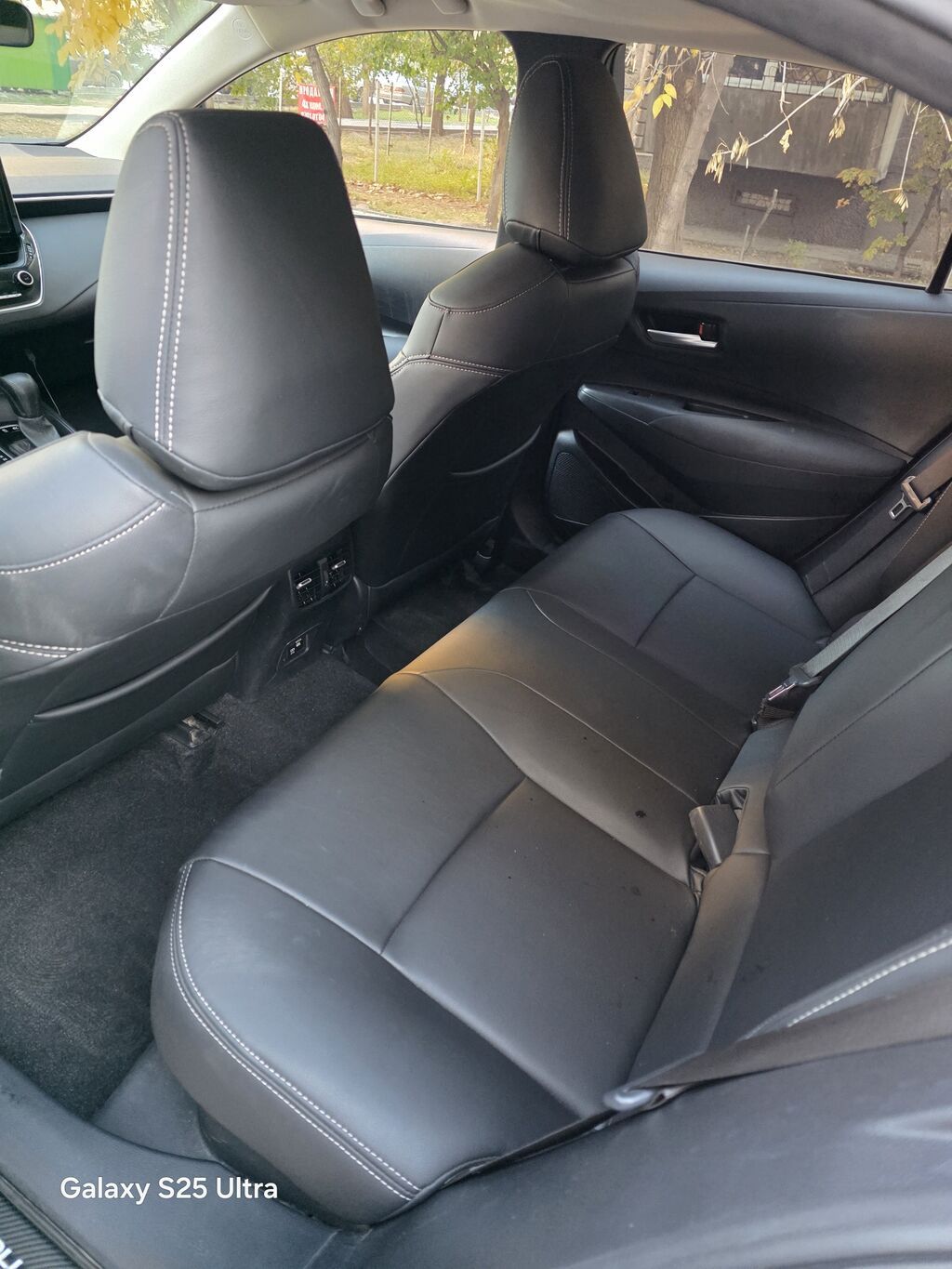 Toyota Corolla: 2020 г., 1.8 л, Вариатор, Гибрид, Седан: фото 6