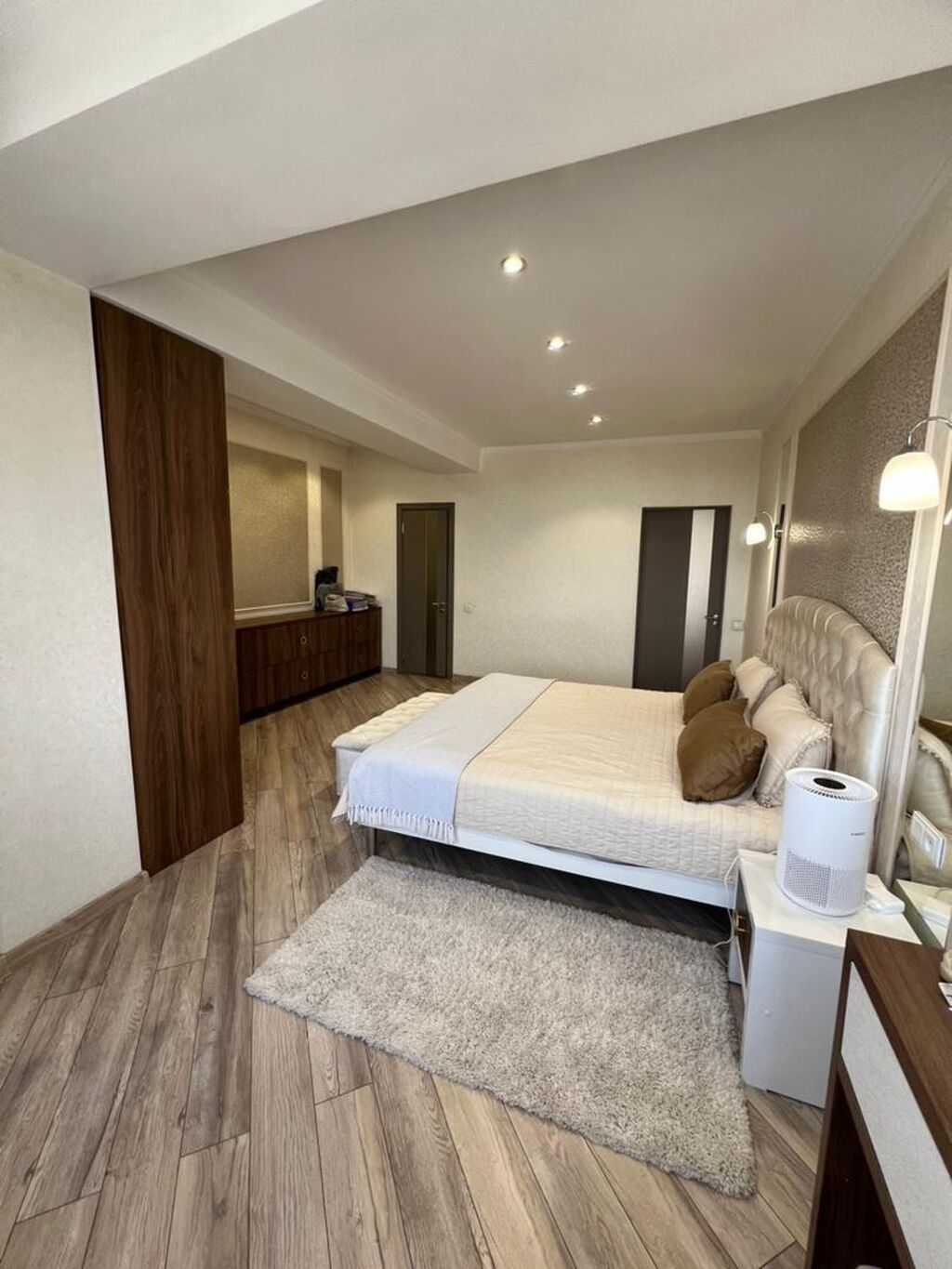 4 комнаты, 125 м², Золотой квадрат Элитка, 9 этаж, Дизайнерский ремонт: фото 2